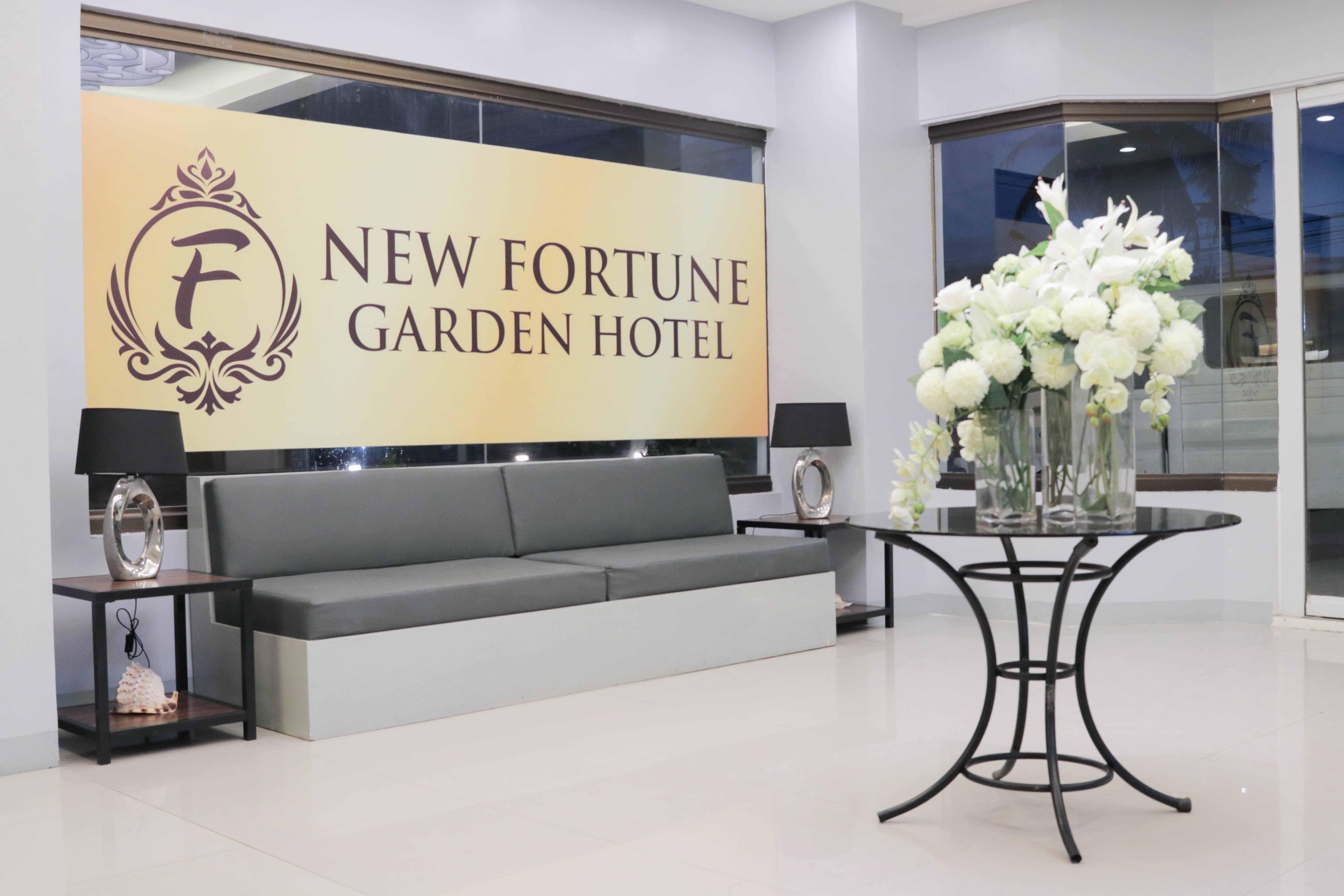 Hotel RedDoorz Premium @ Wireless Mandaue Cebu Zewnętrze zdjęcie